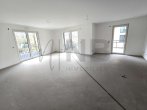 Neubau! 2,5-Raum-Wohnung mit mehr als 25 m² Balkon! - Wohnzimmer, Küche - Essbereich